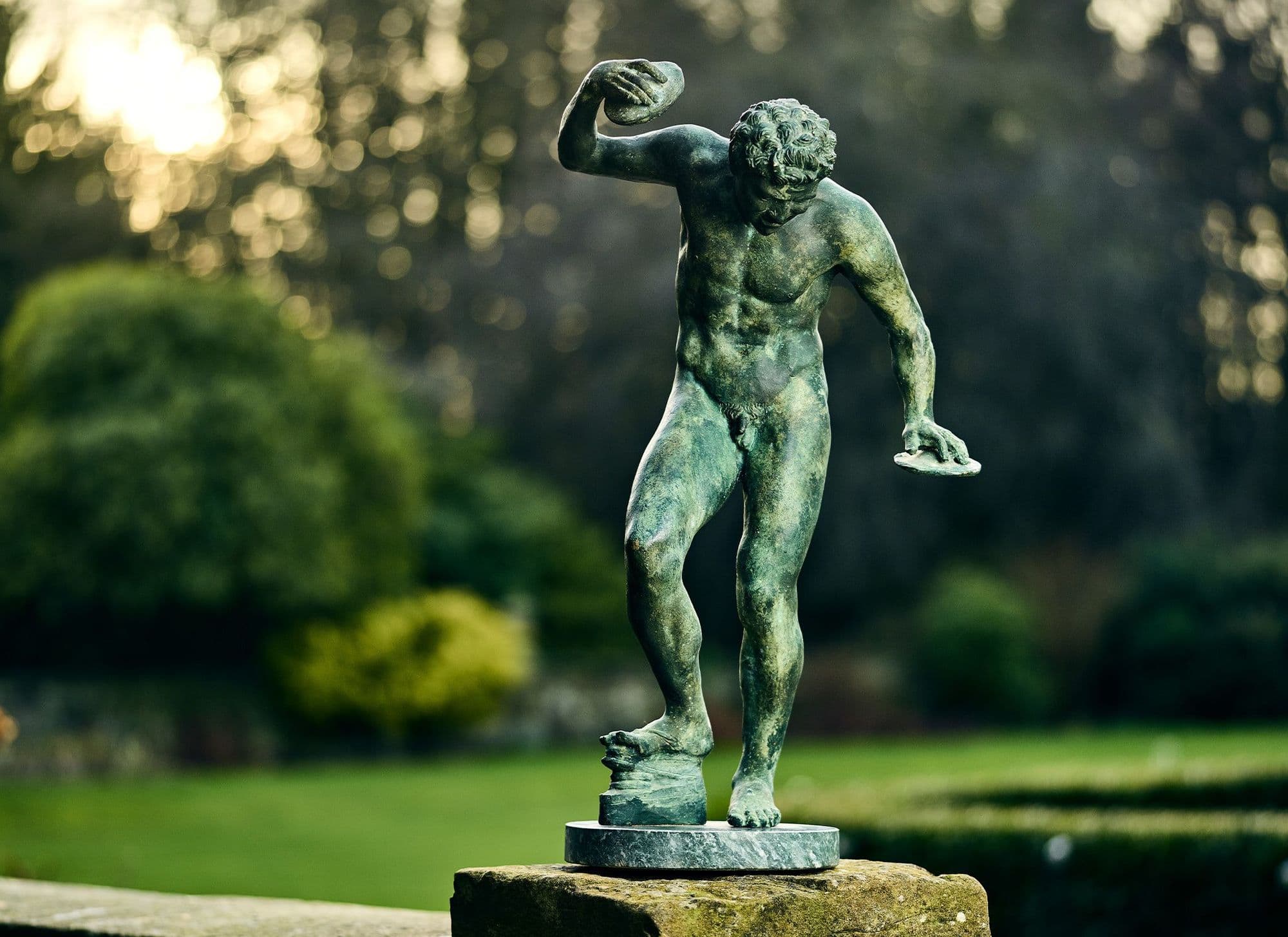 Lyon & Turnbull | Furniture Auctions in Scotland